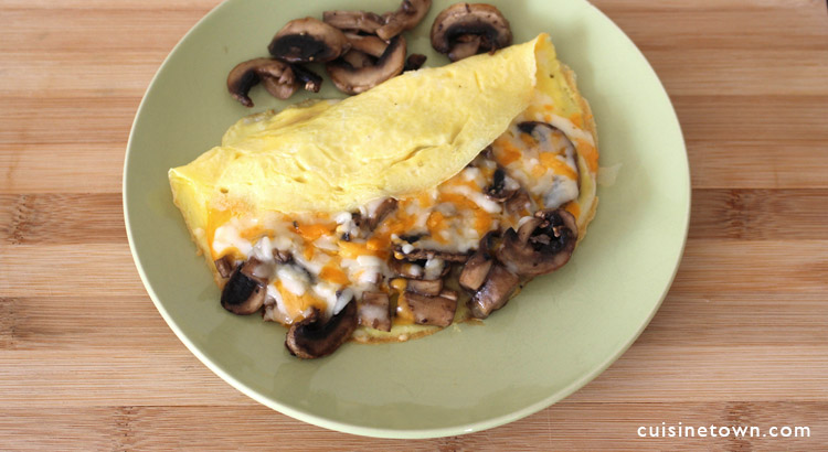 2 Easy Cheese Omelet